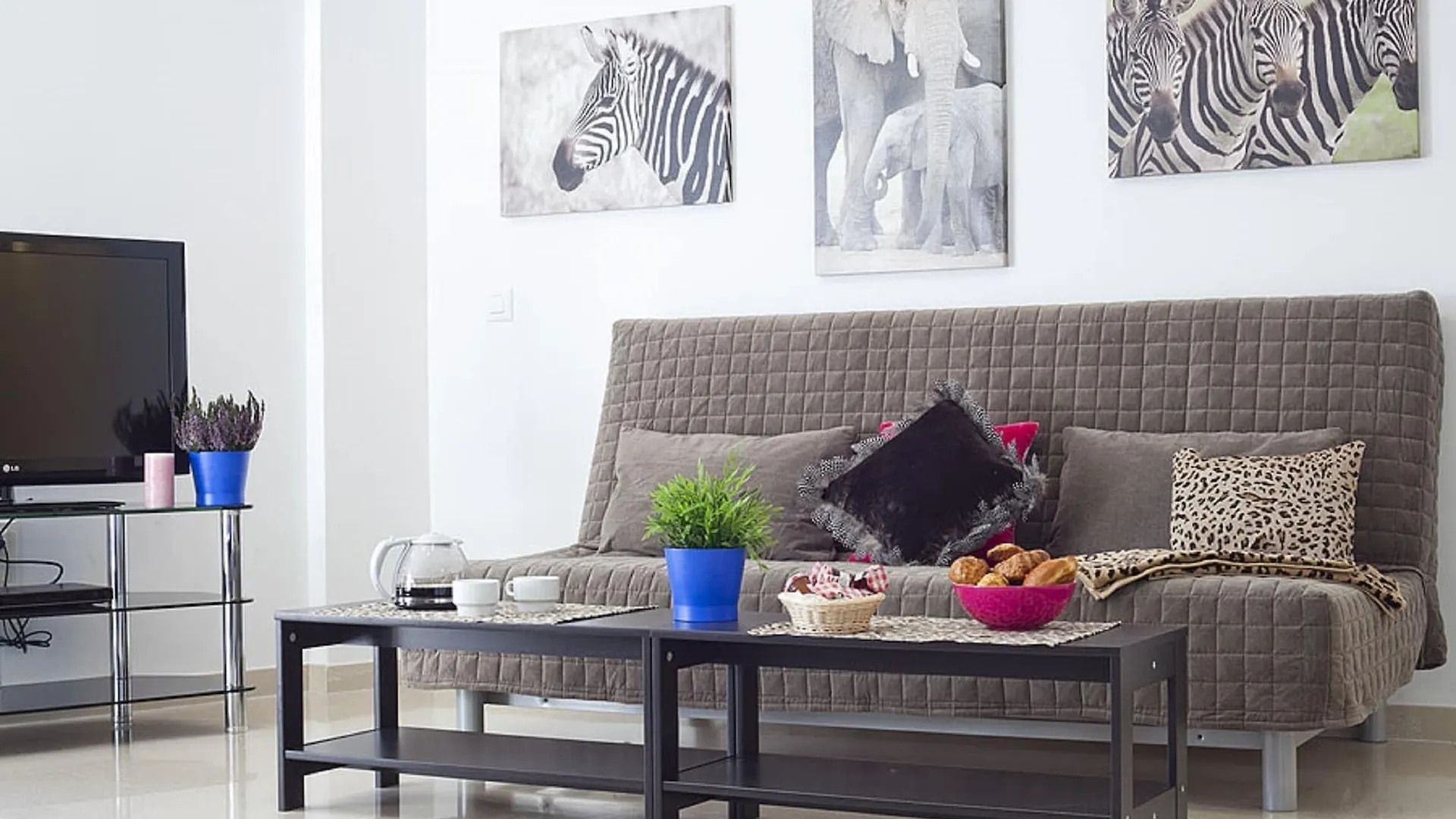 Charmsuites Nou Rambla Barcelona Apartman