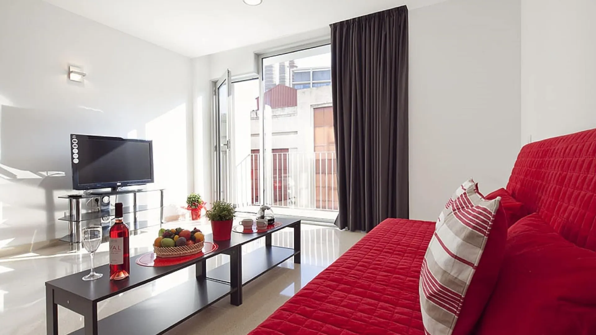 Charmsuites Nou Rambla apartamentos Barcelona