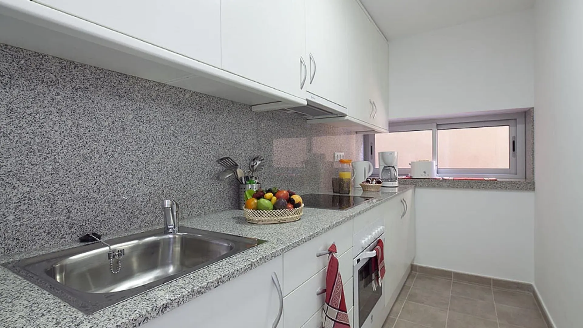 Charmsuites Nou Rambla apartamentos Barcelona 0*,